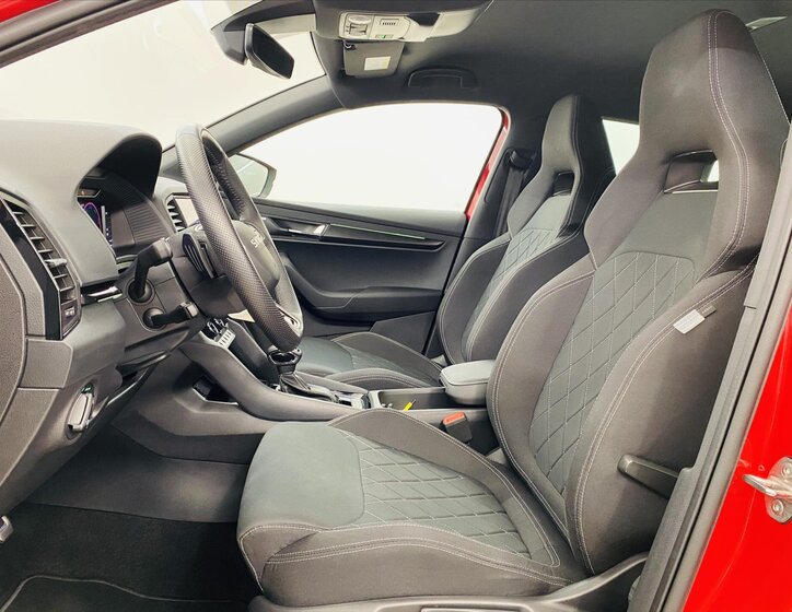 Škoda Karoq SUV / Terénní 2,0 l 110 kw