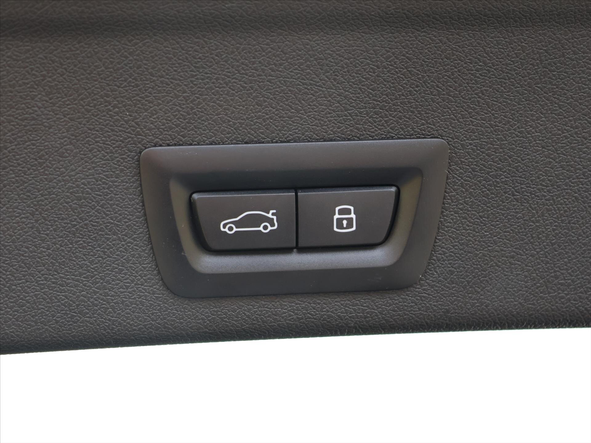 BMW X6 SUV 3,0 l 210 kw