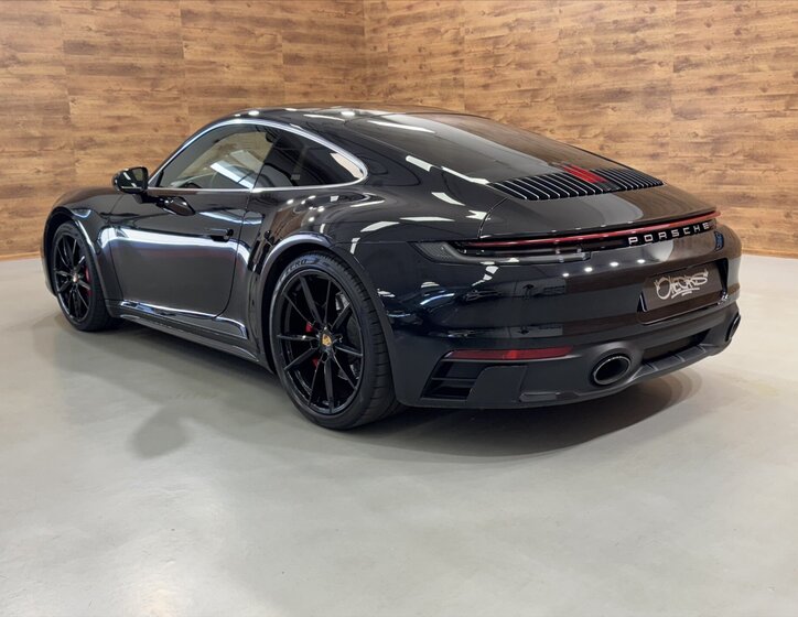 Porsche 911 Kupé 3,0 l 331 kw