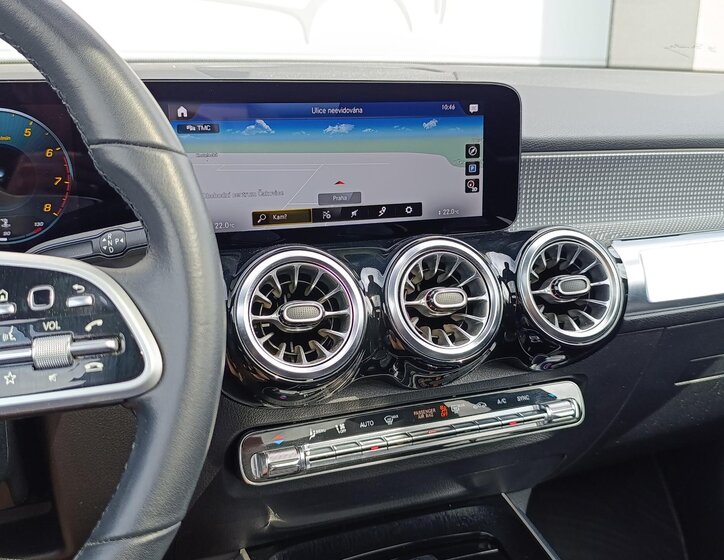 Mercedes-Benz GLB SUV / Terénní 1,3 l 120 kw