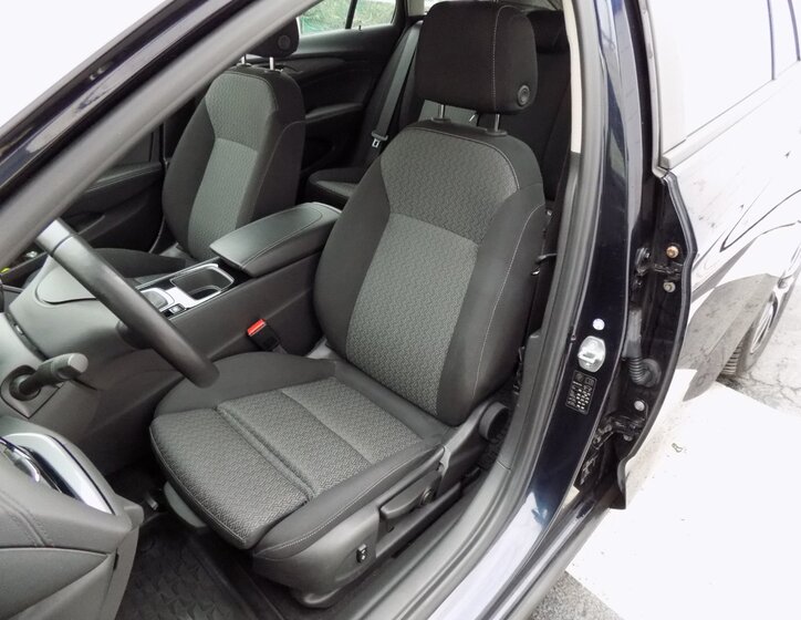 Opel Insignia Kombi 1,6 l 100 kw