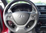 Hyundai i20 16