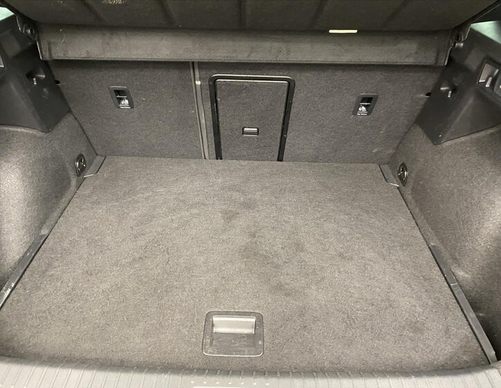 Cupra Formentor SUV / Terénní 2,0 l 110 kw