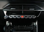 Peugeot 2008 SUV 1,2 l 96 kw