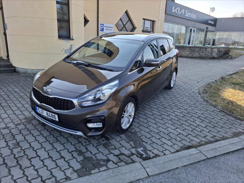 KIA Carens Kombi 1,7 l 104 kw