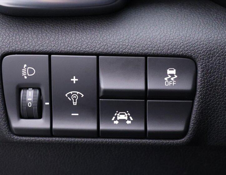 KIA Sportage SUV 2,0 l 136 kw