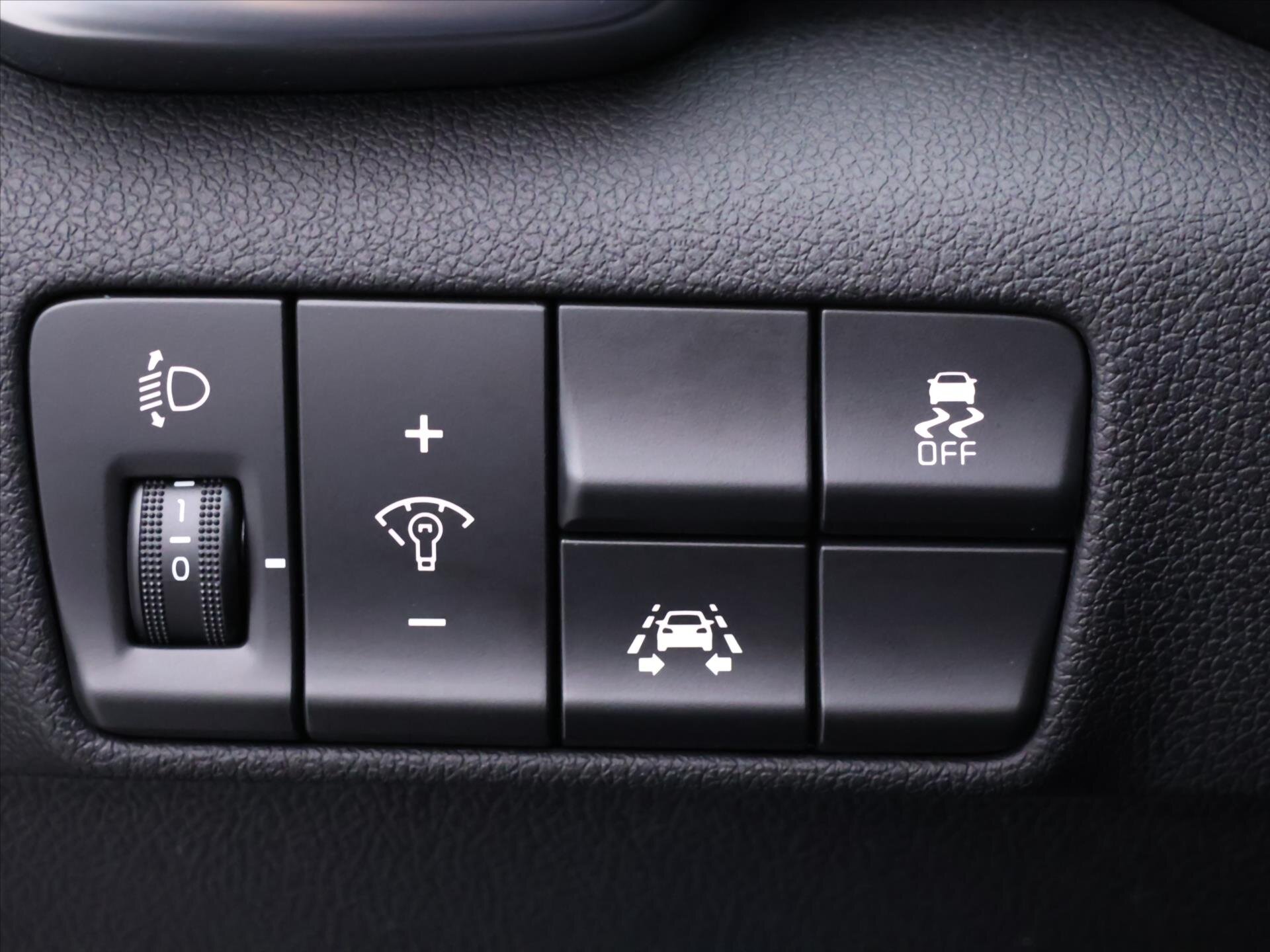 KIA Sportage SUV 2,0 l 136 kw