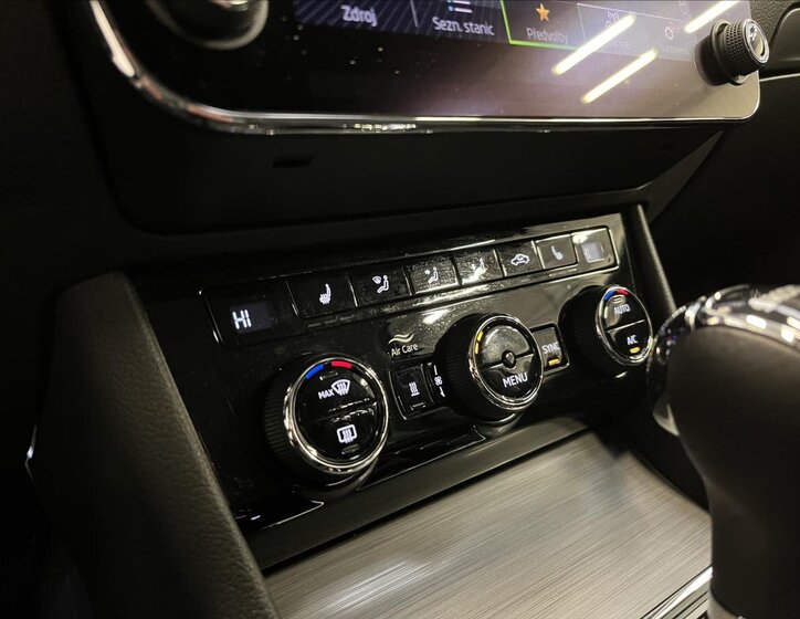 Škoda Superb Liftback 2,0 l 206 kw