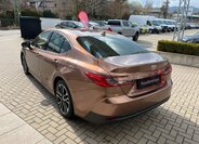 Toyota Camry Sedan / Limuzína 2,5 l 137 kw