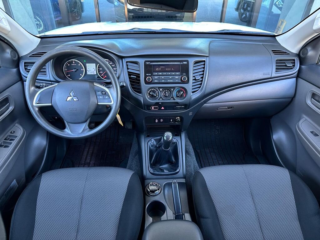 Mitsubishi L200 Pick-up 2,4 l 113 kw