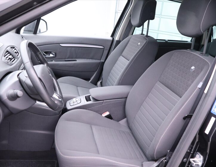 Renault Grand Scénic MPV 1,5 l 81 kw