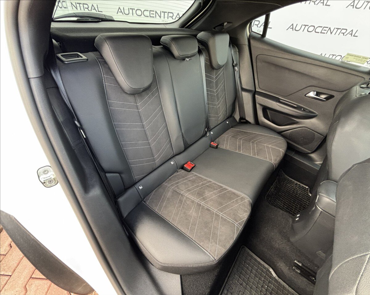 Opel Mokka SUV / Terénní 1,2 l 96 kw