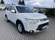 Mitsubishi Outlander SUV / Terénní 2,3 l 110 kw