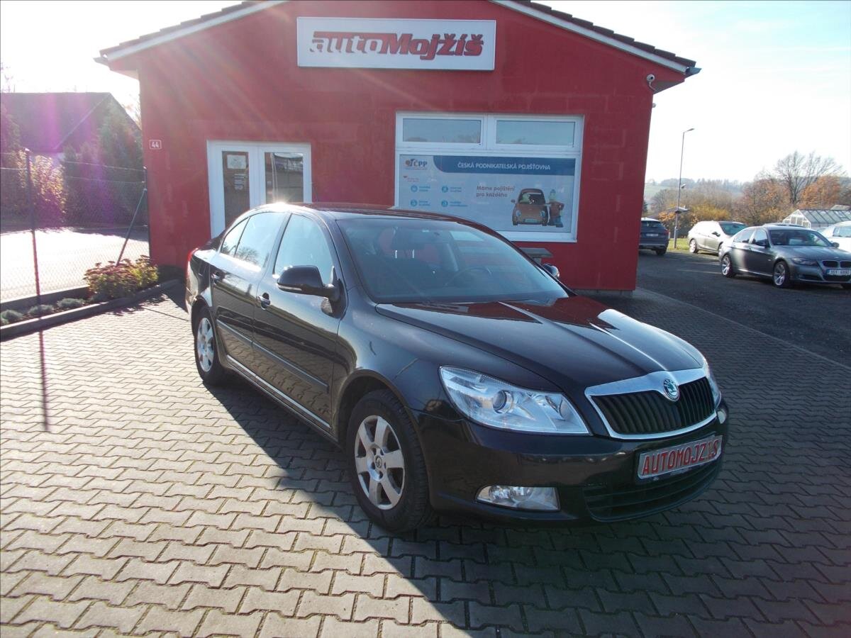 Škoda Octavia Sedan / Limuzína 1,6 l 77 kw