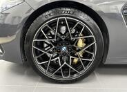 BMW M8 4