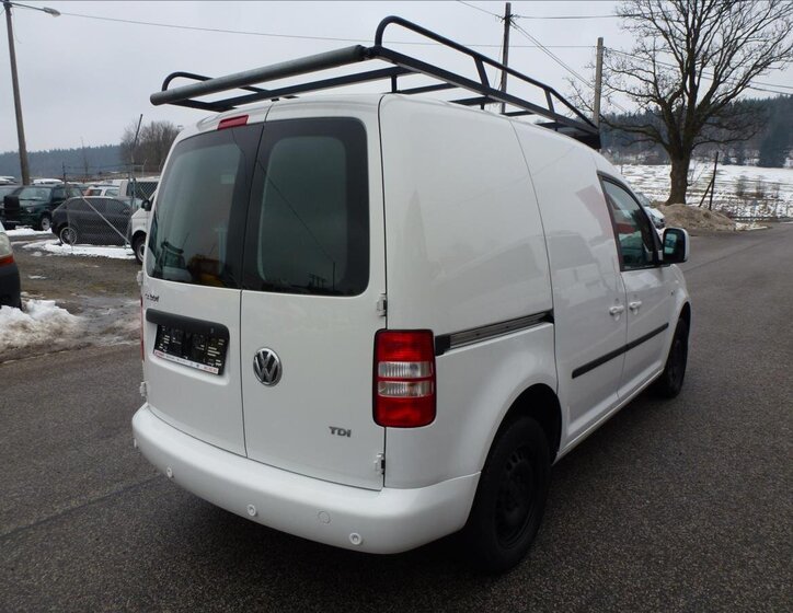 Volkswagen Caddy Skříň 1,6 l 55 kw