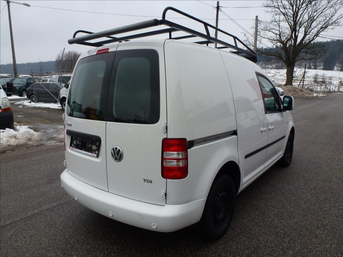 Volkswagen Caddy Skříň 1,6 l 55 kw