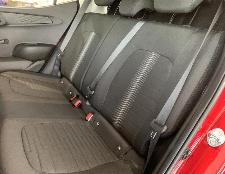 Hyundai i10 Hatchback 998,0 46 kw