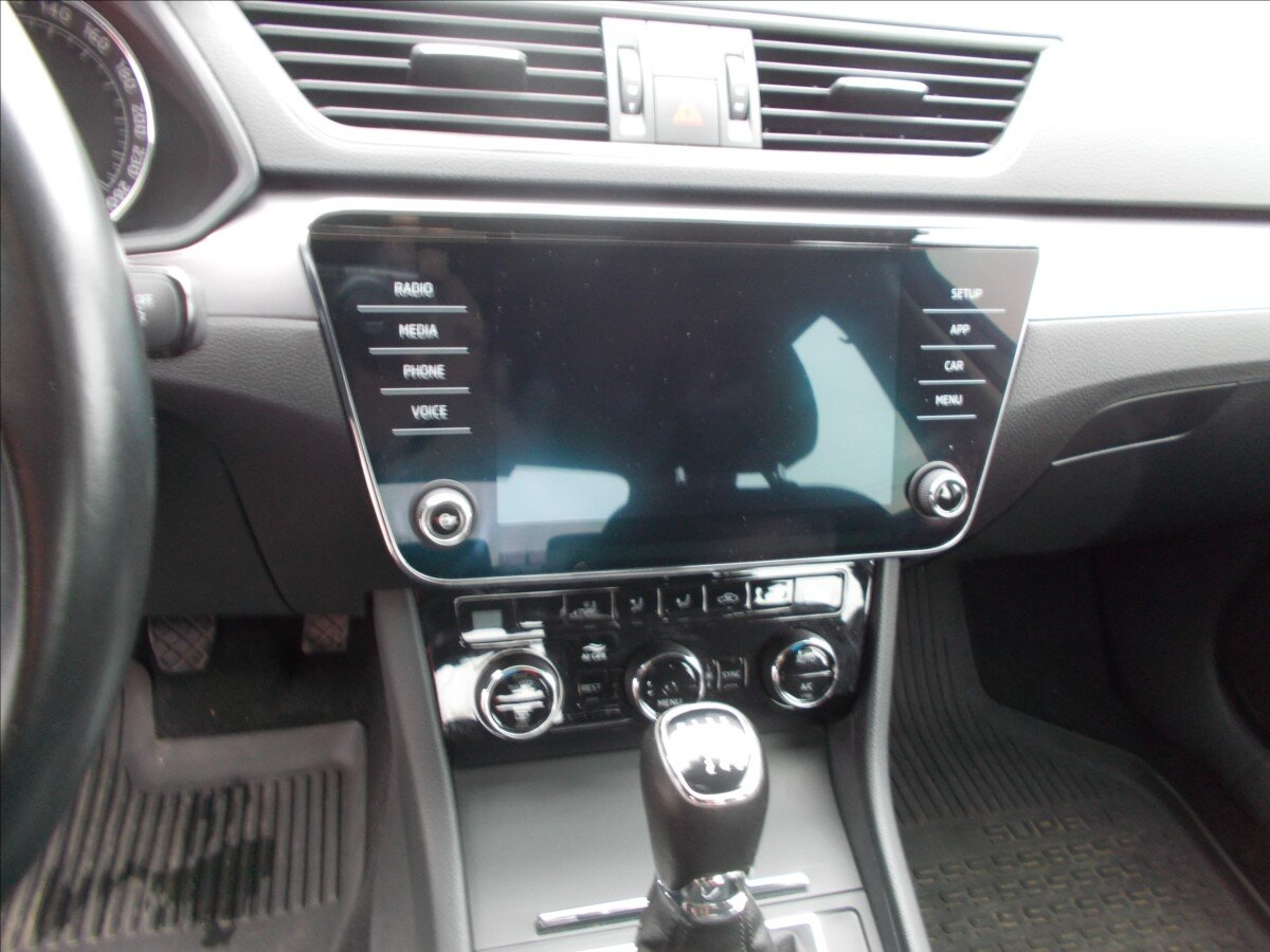 Škoda Superb Sedan 2,0 l 110 kw