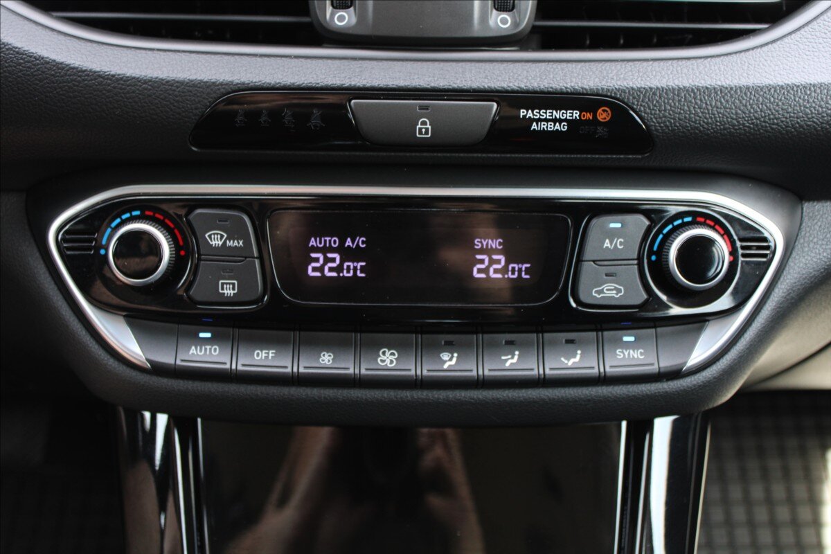 Hyundai i30 Kombi 1,5 l 70 kw