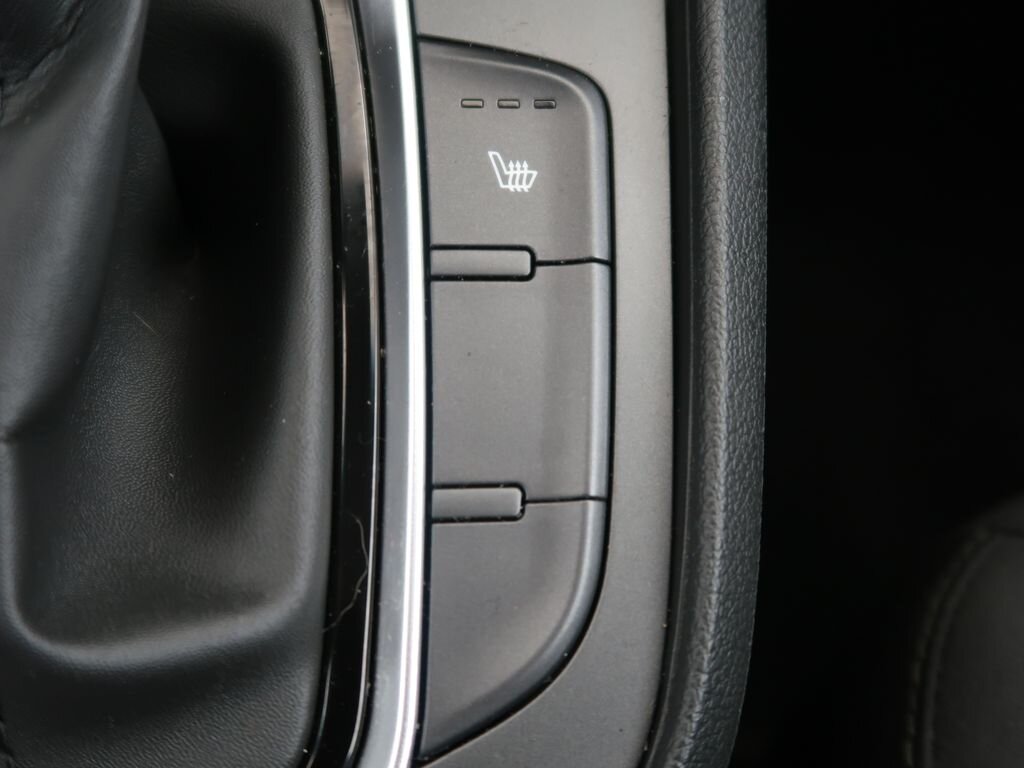 Hyundai Kona SUV / Terénní 1,6 l 77 kw