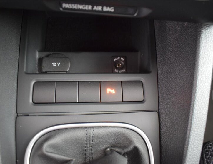 Volkswagen Jetta Sedan 1,2 l 77 kw