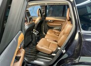 Volvo XC90 12