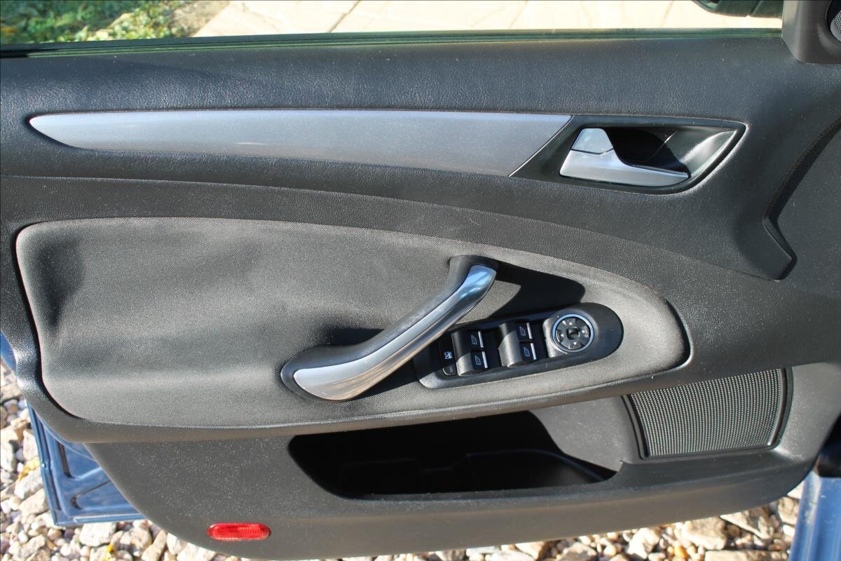 Ford Mondeo Liftback 2,0 l 85 kw