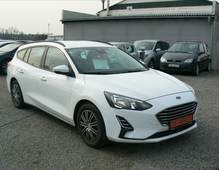 Ford Focus Kombi 999,0 92 kw