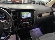 Mitsubishi Outlander SUV / Terénní 2,3 l 110 kw