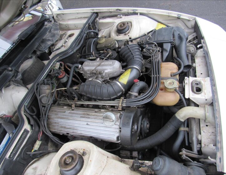 Porsche 924 Kupé 2,0 l 92 kw