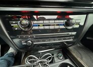 BMW X5 Kombi 3,0 l 280 kw