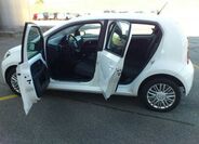 Volkswagen up! 5