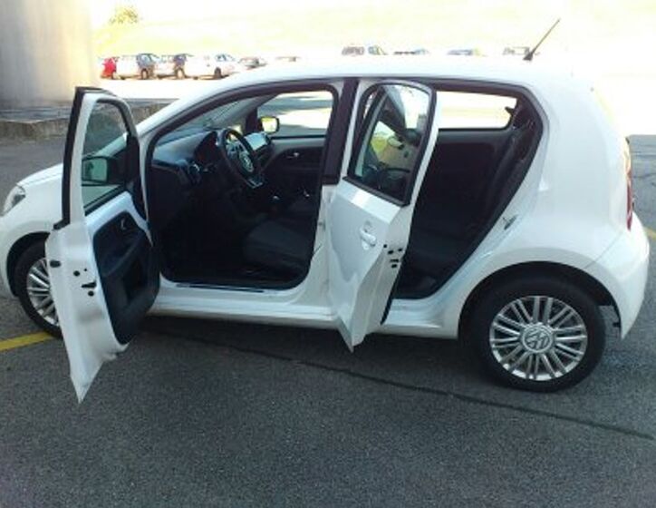 Volkswagen up! 5