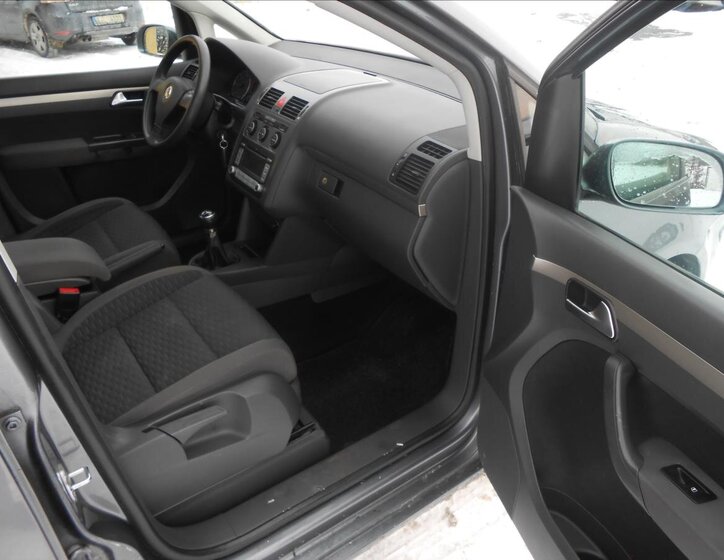 Volkswagen Touran MPV 2,0 l 103 kw