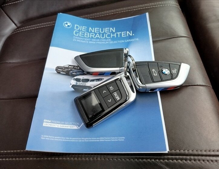 BMW X5 SUV 3,0 l 280 kw