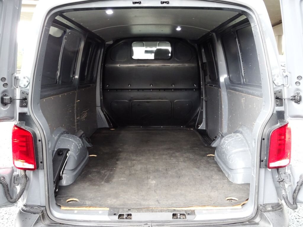 Volkswagen Transporter Skříň 2,0 l 110 kw