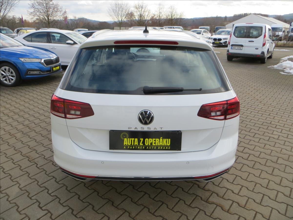 Volkswagen Passat Kombi 1,5 l 110 kw