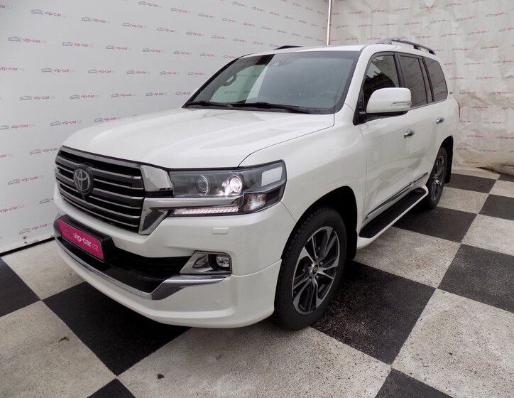 Toyota Land Cruiser 1