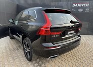Volvo XC60 SUV / Terénní 2,0 l 173 kw