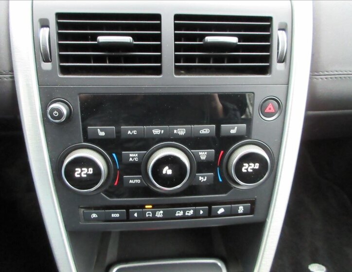 Land Rover Discovery Sport SUV 2,0 l 132 kw