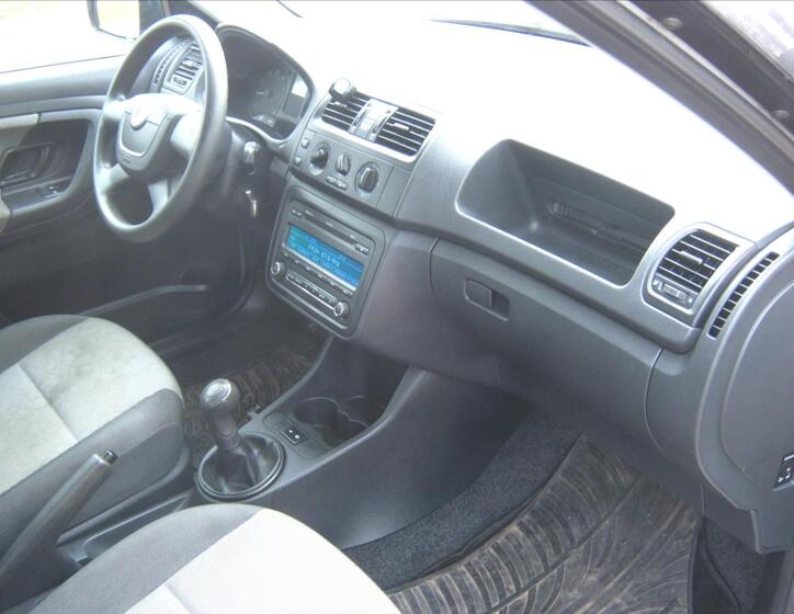 Škoda Fabia 15