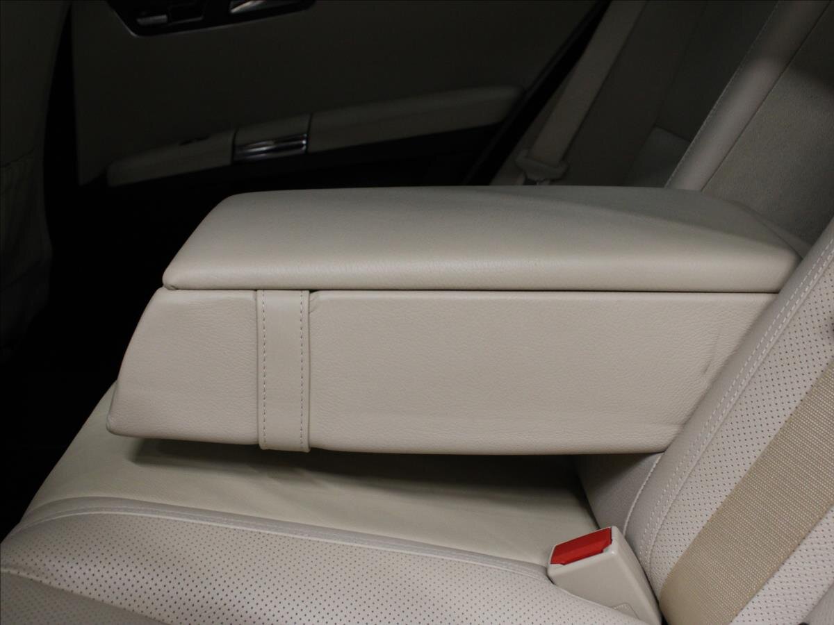 Mercedes-Benz Třídy S Sedan / Limuzína 3,0 l 190 kw