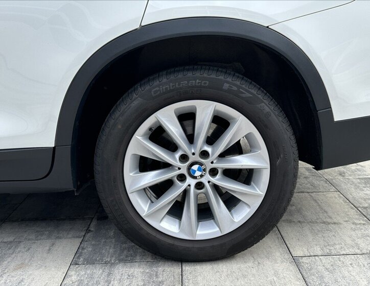 BMW X3 SUV / Terénní 2,0 l 180 kw