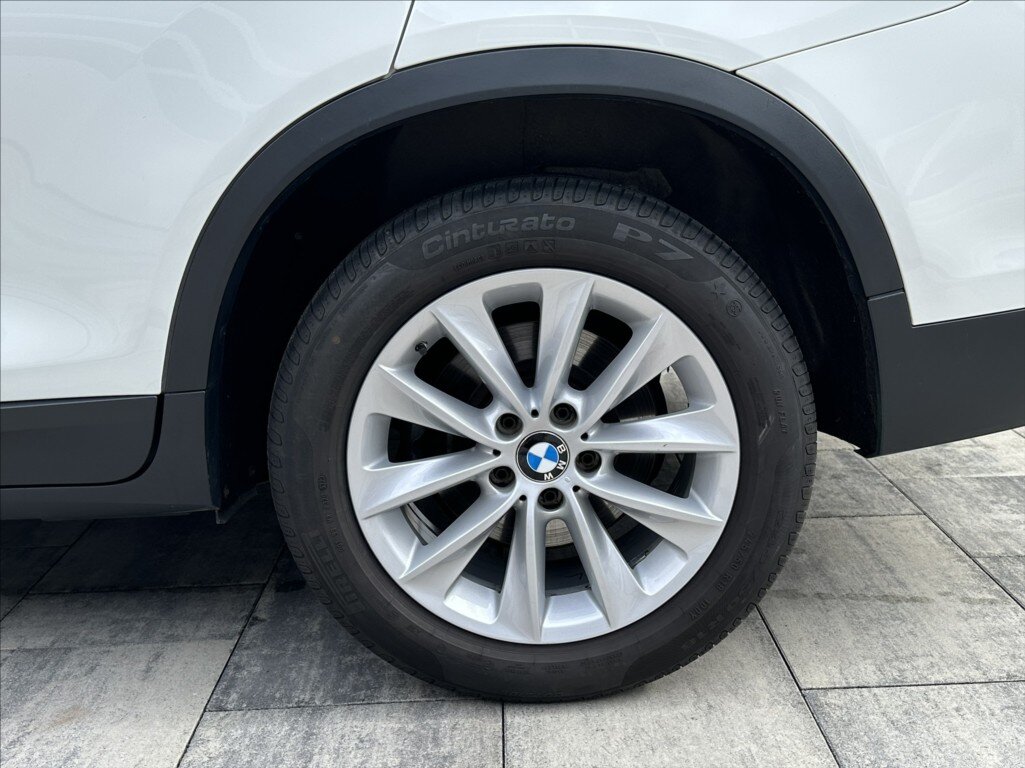 BMW X3 SUV / Terénní 2,0 l 180 kw