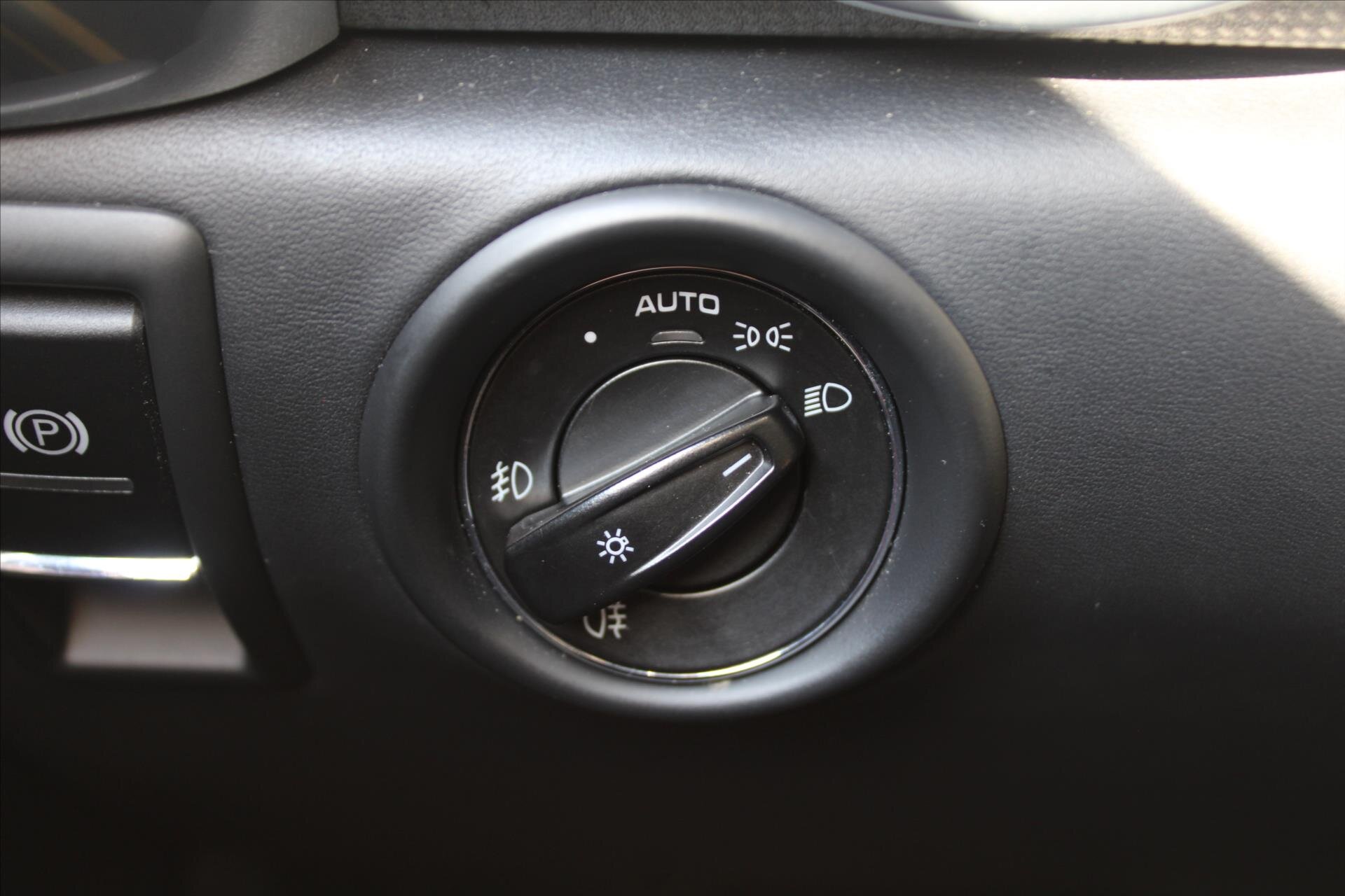 Porsche Cayenne SUV 4,8 l 397 kw