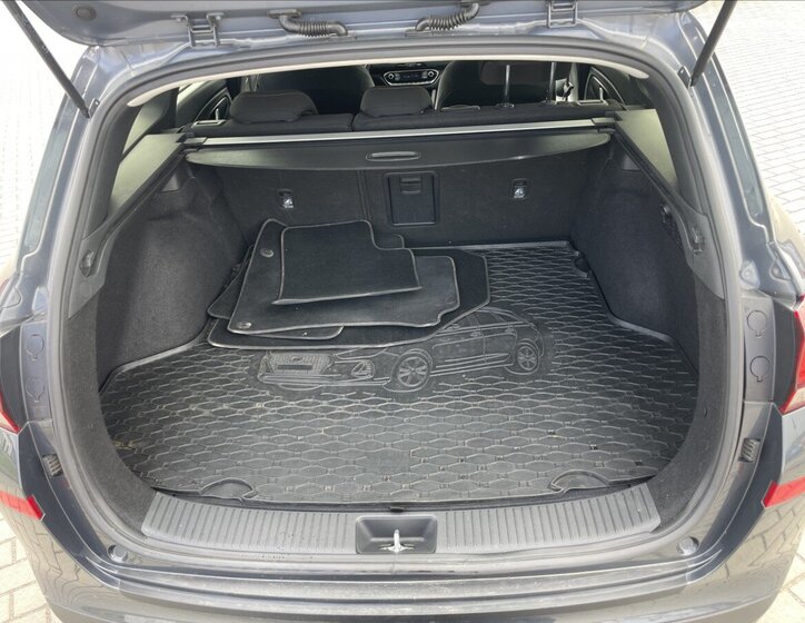 Hyundai i30 Kombi 1,5 l 117 kw