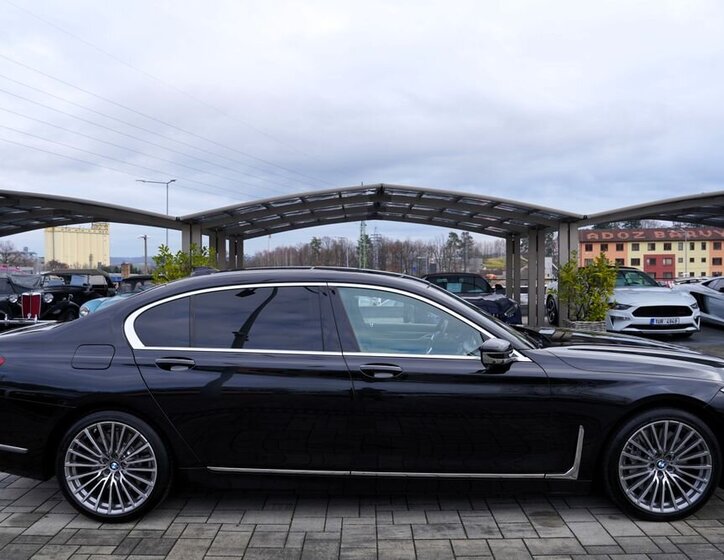 BMW Řada 7 7