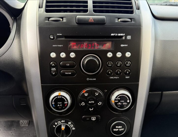 Suzuki Grand Vitara SUV / Terénní 2,0 l 103 kw