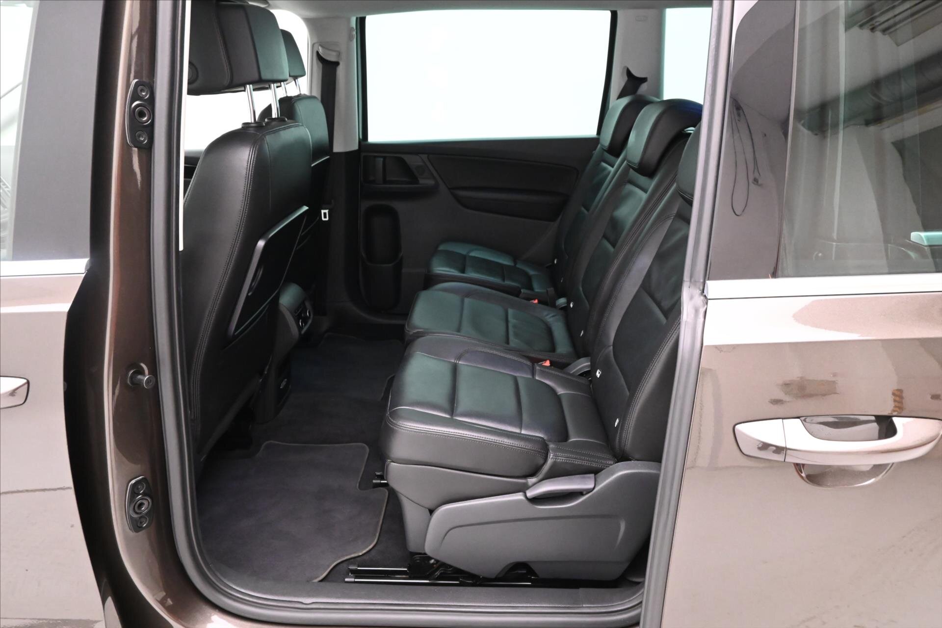 Volkswagen Sharan MPV 2,0 l 110 kw